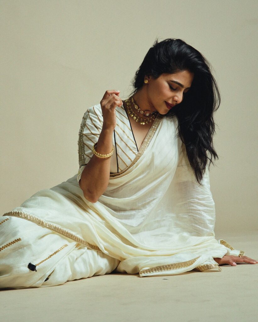 Aishwarya Lekshmi Images, Aishwarya Lekshmi Photos, Aishwarya Lekshmi Stills, Aishwarya Lekshmi Pics, Aishwarya Lekshmi Pictures, Aishwarya Lekshmi Latest Images, Aishwarya Lekshmi