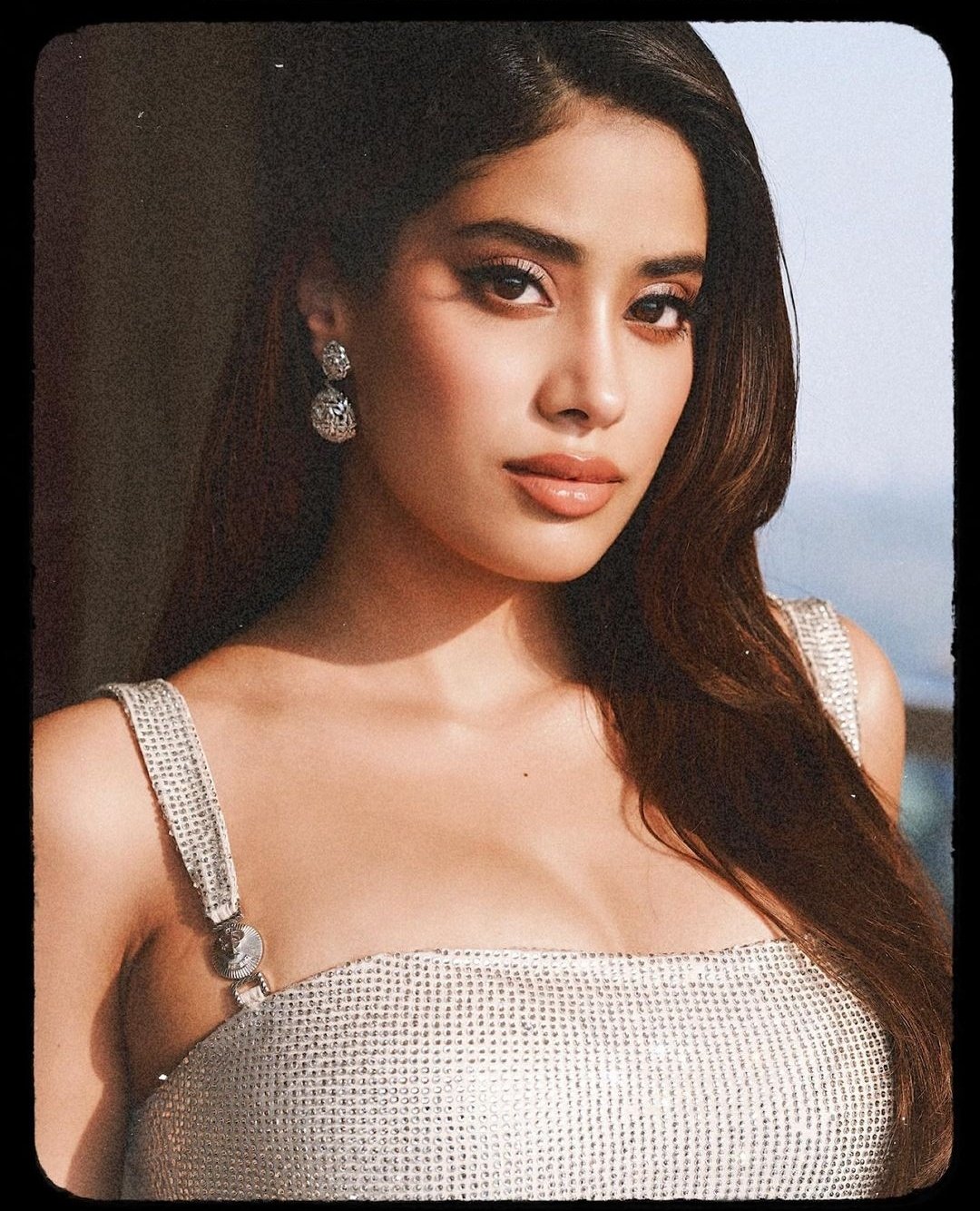 Latest Telugu Cinema News, Latest News of tollywood,latest news of telugu movies,JanhviKapoor Latest Attractive Images, JanhviKapoor Delightful Images, Janhvi Kapoor Latest Movies,