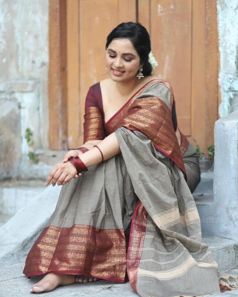 SrushtiDange Latest Beautiful Images , SrushtiDange Latest photos,SrushtiDange saree photos,  Latest Telugu Cinema News, Latest News of tollywood,latest news of telugu movies,