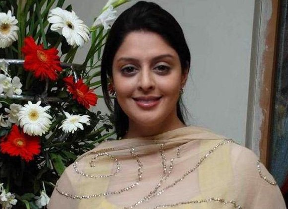 Nagma Family, Nagma Age, Nagma Height, Nagma Personal Life, Nagma Father, Nagma Mother, Nagma Sisters, Nagma DOB, Nagma Birth Place, Nagma Unmarried, Nagma,